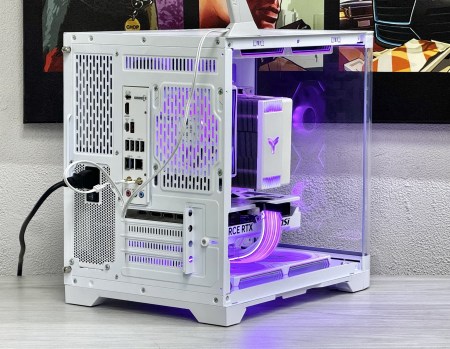 AMD Ryzen 7 7800X3D 656
